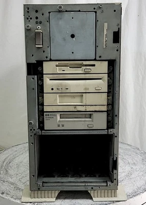 COMPAQ Proliant Series 4070 Server Pentium 2 SEE NOTES - Image 1 of 4