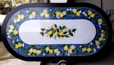 Tavolo in pietra lavica dell'etna dipinto a mano. - Immagine 1 di 4