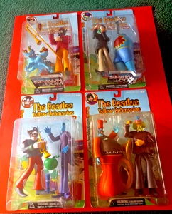 THE BEATLES 2000 EIN SET MIT 4 BEATLE PUPPEN JOHN, PAUL, GEORGE & RINGO - Bild 1 von 11