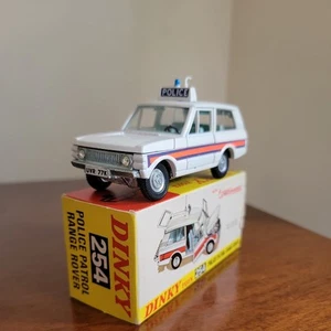 DINKY 254 POLICE PATROL RANGE ROVER SPEEDWHEELS. ABSOLUTELY MINT. BNIB CONDITION - Picture 1 of 16