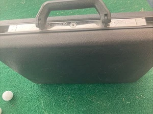 Samsonite Delegate Black Hard Shell Attache Case Briefcase With Out Key - Picture 1 of 3
