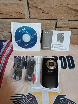 Coby Snapp Digital Camcorder 4x Digital Zoom 1.44" LCD model CAM3001  - Image 1 of 4