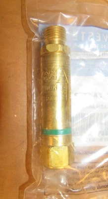 Western Enterprises fa-130p Regulator Flashback Arrestor for Oxygen glassblowing - Image 1 of 4