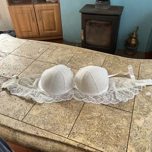 Ladies Bra Used 36 C Excellent Condition Laced By George - Picture 1 of 8