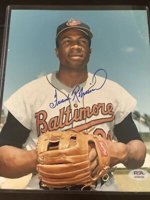 Frank Robinson 8 x 10 Photo Signed Auto PSA/DNA Authenticated Orioles - Image 1 of 2