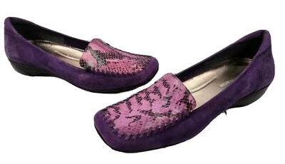 Mocasín Enzo Angiolini 9,5 mediano púrpura gamuza imitación piel de serpiente estampado sin cordones Foto 1 de 4