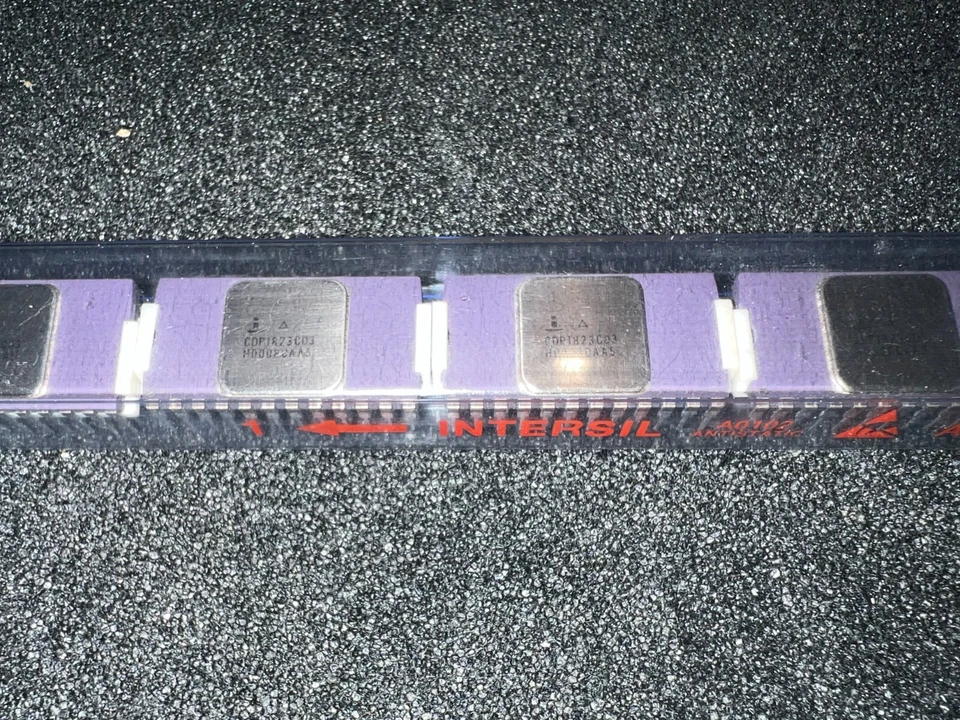 CDP1823CD3 Foto 1 de 1