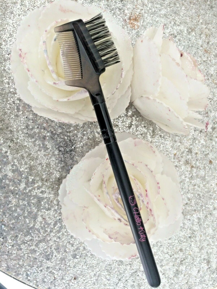 HELLO KITTY Make-Up Pro Pinsel A Augenbrauen Kamm Und Haare Natürlich Wert - Bild 1 von 1
