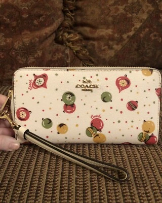 Новый с Ярлыками-Coach большой молнии вокруг бумажник украшения печати мел белый-2021/снят с производства-$268 - Изображение 1 из 4