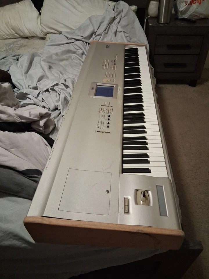 Local selling used as is no returns. It works, some keys stop working after open - Image 1 of 4