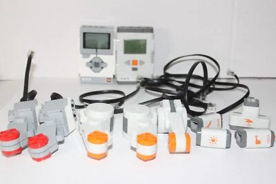 Lego EV3 and NXT Lot - Image 1 of 4