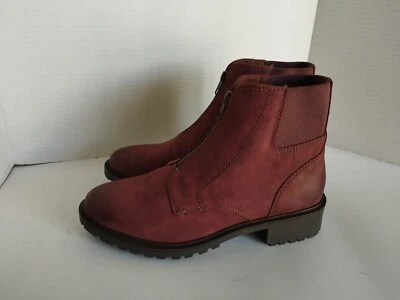 Winter Boots Cobb Hill  Center Zip Redwood Leather Women's size 9 - Image 1 of 4