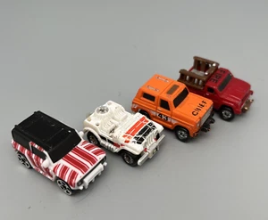 Lote de 4 Micro Máquinas Jefe de Bomberos, Camión de Bomberos, Jeep Todoterreno, SUV Raya Roja - Imagen 1 de 21