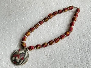 Antiguo collar bohemio de madera hinduismo Mala con colgante, coleccionable. - Imagen 1 de 15