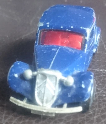MATCHBOX -CITROEN 15 CV-BLEU--MADE IN MACAU - Photo 1/4