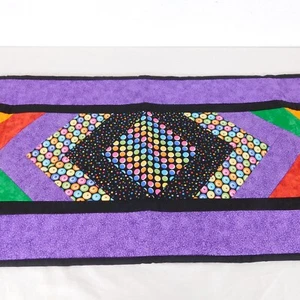 Nuevo Corredor de Mesa Acolchado de Algodón Hecho a Mano 16.25" x 51" Multicolor Punto Púrpura - Imagen 1 de 8