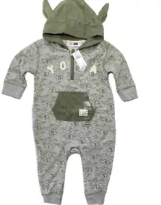 Neu mit Etikett Baby Gap Jungen 18-24 Monate grau Kapuze Star Wars Yoda Strampler mit Ohren - Bild 1 von 6