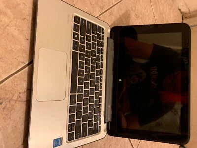 Portátil portátil HP Pavillion 11-n010dx usado gris con altavoces Beats Audio Foto 1 de 4