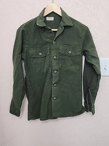 Camicia utility vintage militare raso di cotone piccola verde OG 107 manica lunga. A1 - Foto 1 di 3