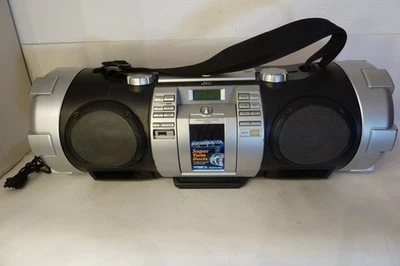 JVC RV-NB50 Boombox  Ghettoblaster  Tragbare Stereoanlage mit Tragegurt! Video! - Image 1 of 4
