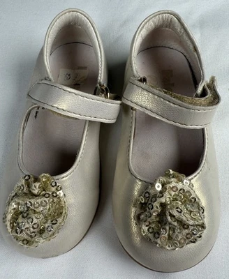Zapatos de bebé Falcotto de cuero dorado lentejuelas flor talla 4,5 EU 20 Foto 1 de 4