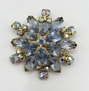 Vintage Blue Rhinestone Snowflake Brooch Pin Aurora Borealis AB Crystals - Picture 1 of 8