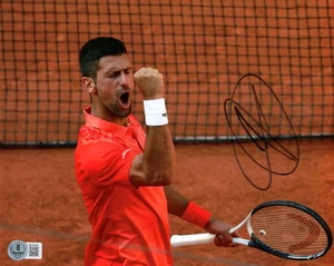Novak Djokovic Signed Autograph 8x10 Photo - 24x Grand Slam Champion Beckett COA - Picture 1 of 4