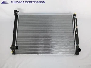 TOYOTA Harrier DBA-GSU31W Radiator 1604131480 [New] [PA01163978] - Picture 1 of 2
