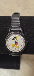 Vintage Lorus Mickey Mouse Disney Uhr 25mm Unisex geripptes Lederband neue Batterie - Bild 1 von 8