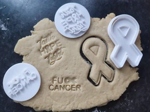 Juego de cortador de galletas/repujador No To Cancer **10% de cada venta donada a CR** - Imagen 1 de 5