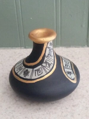 Терракотовая ваза Warli странной формы с ручной росписью символическое искусство - Изображение 1 из 3