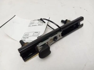 REAR PASSENGER SEAT BELT ADJUSTER fits CHRYSLER TOWN COUNTRY 2003 - Picture 1 of 7