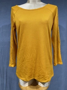 By Design kleiner goldgelber schulterfreier leichter Damenpullover Oberteil neu mit Etikett - Bild 1 von 5