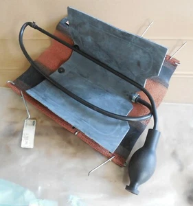 Ford Granada Scorpio Lendenwirbel - Stütze Ford-Finis 6565741 -  89GB-A64843-AB  - Bild 1 von 11