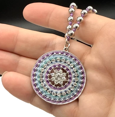 Jessica Simpson 项链 19 英寸铺面水晶奖章紫色蓝色银色 — 第 1/4 张图片