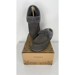 Manitobah Mukluks Lammfell Shearling Cabin Clogs Damengröße 9 neu anthrazit - Bild 1 von 9