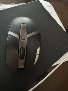 Logitech G602 Wireless Gaming Mouse w/Dongle - may not work. - Photo 1/10