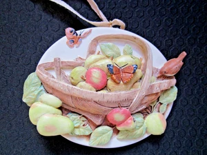 Hallmark Keepsake Ornaments 1995 Nature's Sketchbook Backyard Orchard M. Bastin - Picture 1 of 5