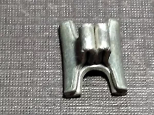 1957 Ford Fairlane Custom 300 door & quarter moulding clip NORS B7A-7350992-A - Picture 1 of 9