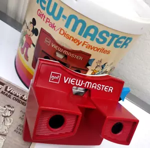 Vintage GAF View-Master Gift Pak Disney Favorites w Canister & 29 Picture Reels - Picture 1 of 11