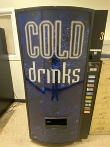 Royal Vendors Soda Beverage Vending Machines Model RVCDE-650-10 - Picture 1 of 6