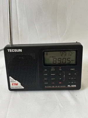 Tecsun PL-606 AM FM SW RADIO Receiver Compact - Image 1 of 4