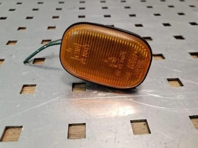 TOYOTA RAV 4 II A2 Clignotant d'aile Avant Gauche 2.00 Diesel 85kw 25122816 - Immagine 1 di 4