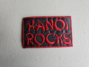 ROCAS DE HANOI, COSER EN ROJO CON BORDE ROJO PARCHE BORDADO - Imagen 1 de 1