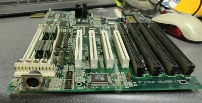 Joss Tech. Placa madre JT-586S4 AT con CPU Intel P1 SY022 133 MHz y 16 MB de memoria - Imagen 1 de 2