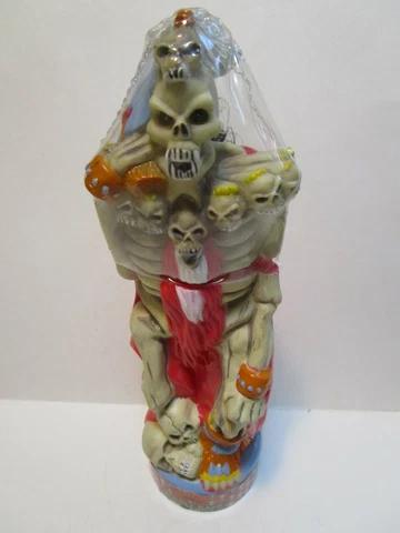 VINTAGE SKELETON WARRIORS SOAKIE Cover