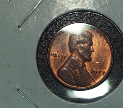 1957 Mint Error Copper Penny Lincoln Wheat 1c Cent Cud [ BIE ] - Image 1 of 3