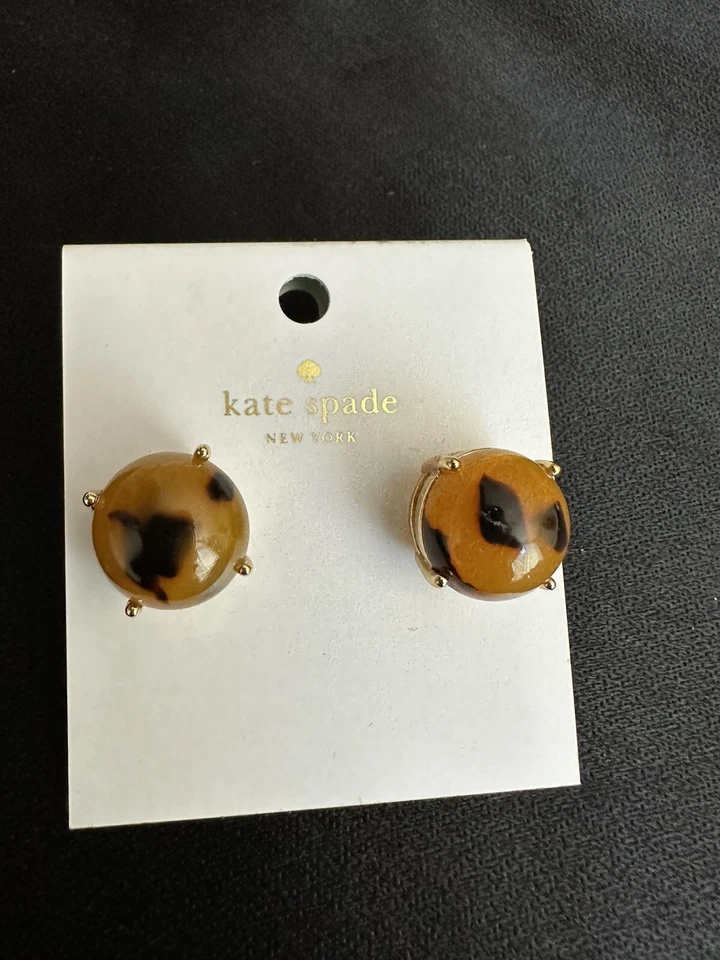 Pendientes colgantes de goma tortuga Kate Spade Foto 1 de 2
