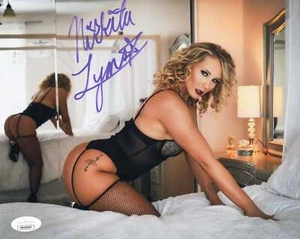 Nikkita Lyons jsa certed 8x10 FUNHOUSE metallic photo signed auto handsigniert - Bild 1 von 1