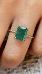 2Ct Lab Grown Green Emerald & Diamond Women's Solitaire Ring 14K Yellow Gold - Picture 1 of 13